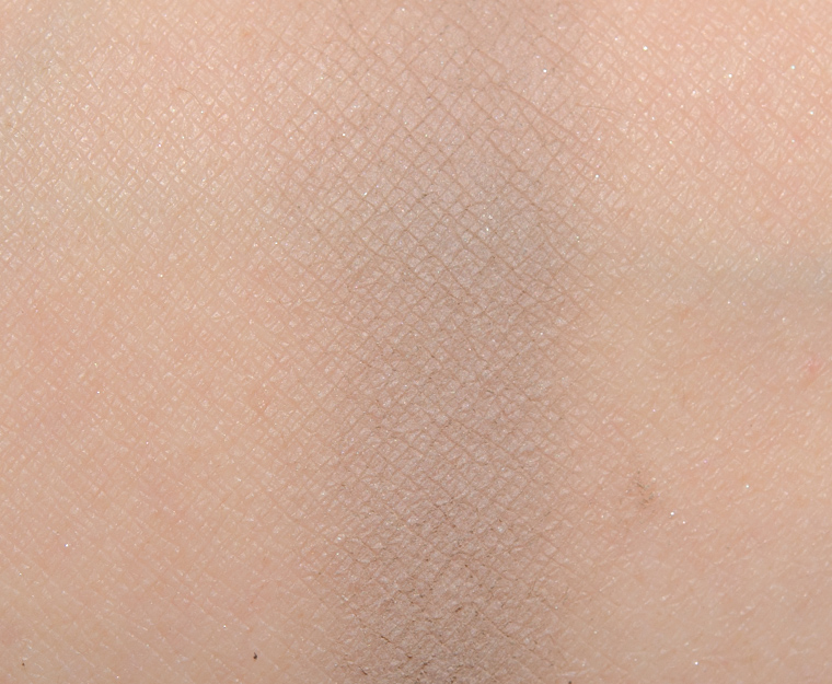 Kevyn Aucoin Light Grey The Essential Eyeshadow