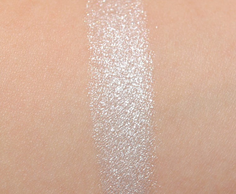 Cle de Peau Pewter Veil #4 Eyeshadow