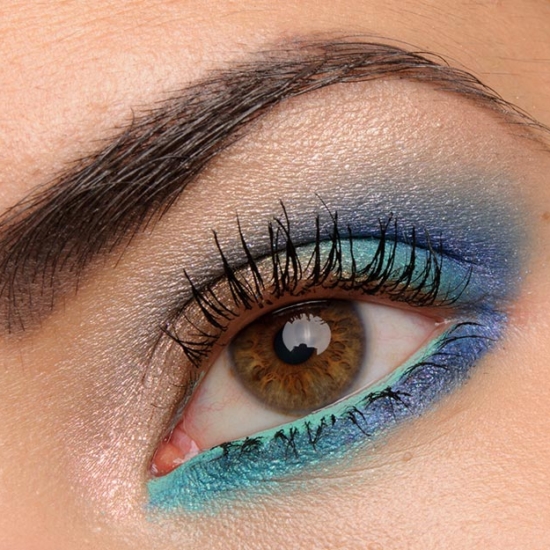 Look Neutrals with Teal