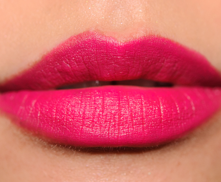 MAC Just My Type Velvetease Lip Pencil