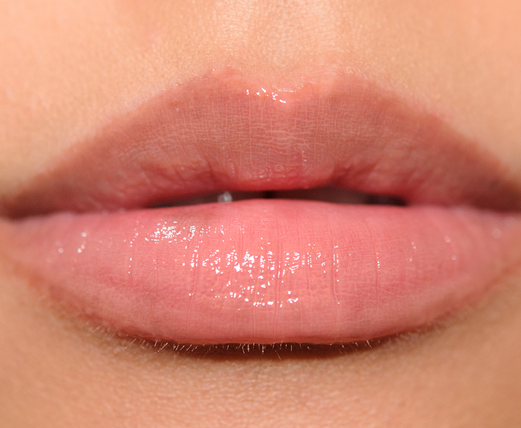 MAC Kind Kiss Huggable Glass