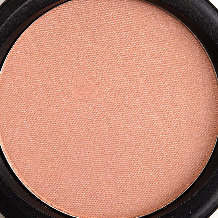 MAC Pearl Sunshine Beauty Powder