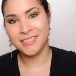 Laura Geller Universal Filter Finish Baked Radiant Setting Powder