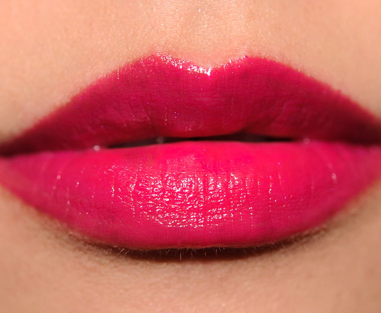Chanel Roman (208) Rouge Coco Stylo