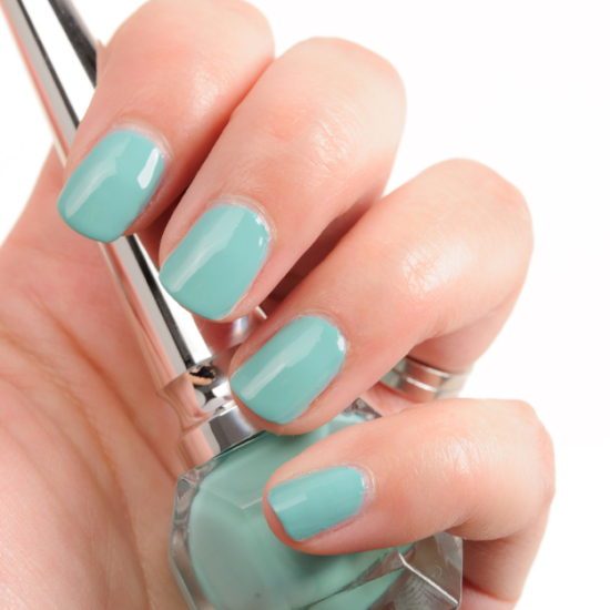 Christian Louboutin Beaute Nail Colour Batignolles
