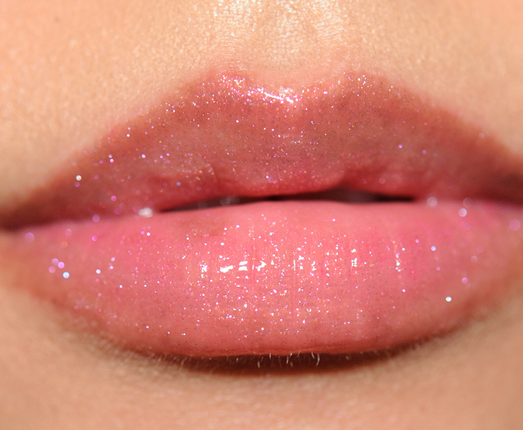 <p class="text-center">Dior Shock (465) Dior Addict Ultra-Gloss (2016)</p>