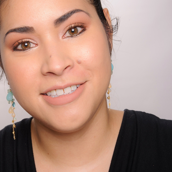 Estee Lauder Bronze Goddess Highlighter Summer Glow Highlighter Review & Swatches