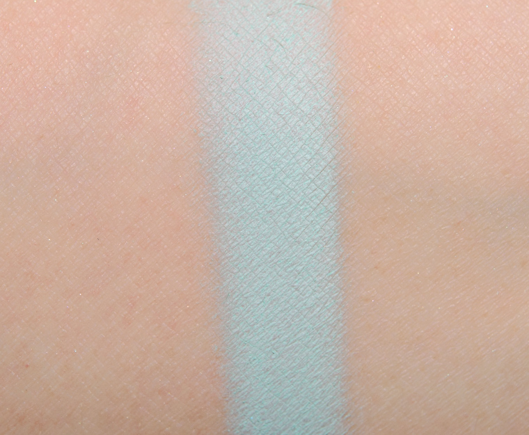 <p class="text-center">MAC Aqua Eyeshadow</p>