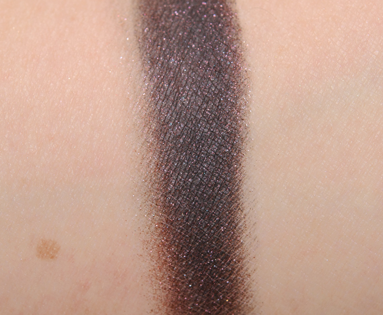 <p class="text-center">MAC Beautymarked Eyeshadow</p>