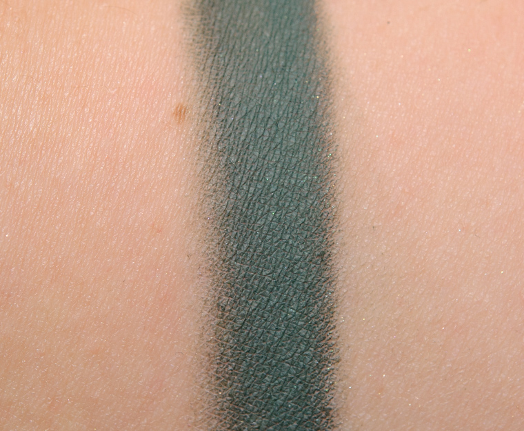 <p class="text-center">MAC Bottle Green Eyeshadow</p>