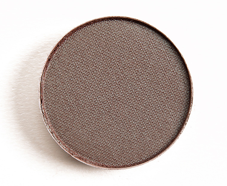 <p class="text-center">MAC Club Eyeshadow</p>