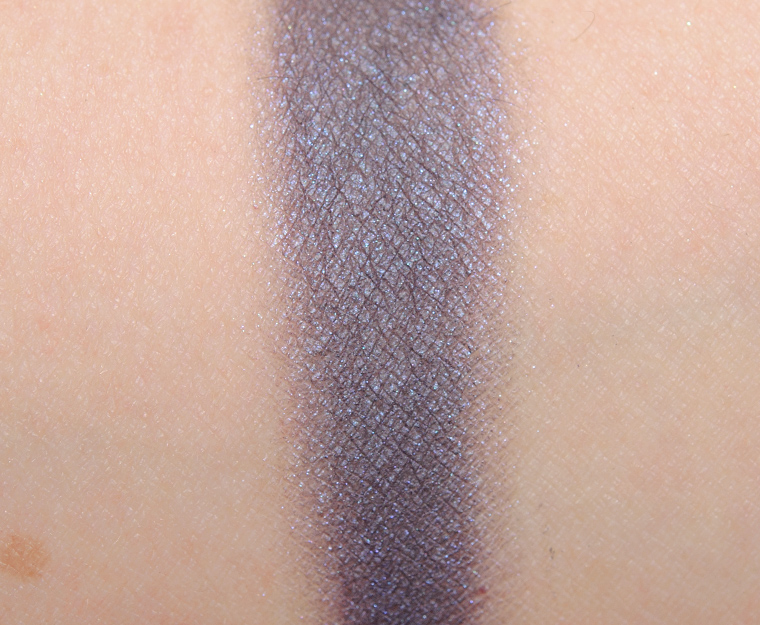 <p class="text-center">MAC Contrast Eyeshadow</p>
