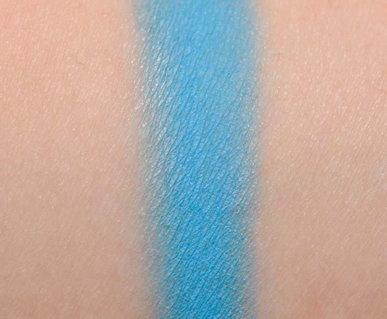 <p class="text-center">MAC Electric Eel Eyeshadow</p>