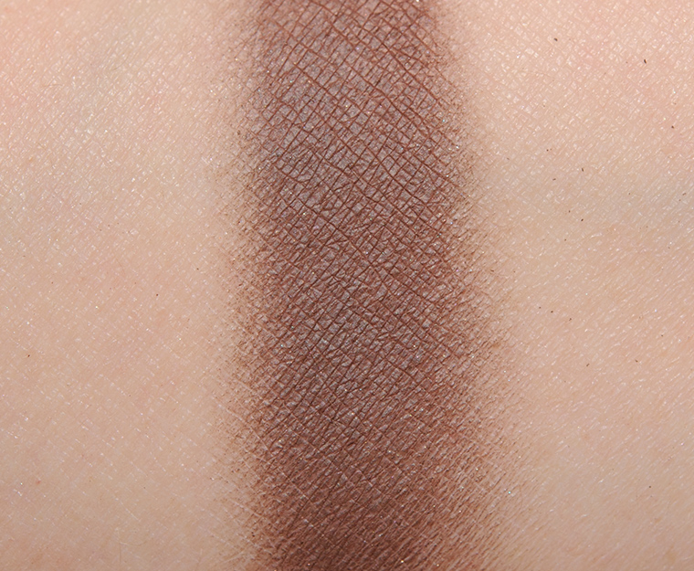 <p class="text-center">MAC Embark Eyeshadow</p>
