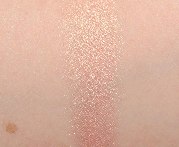 <p class="text-center">MAC Gleam Eyeshadow</p>
