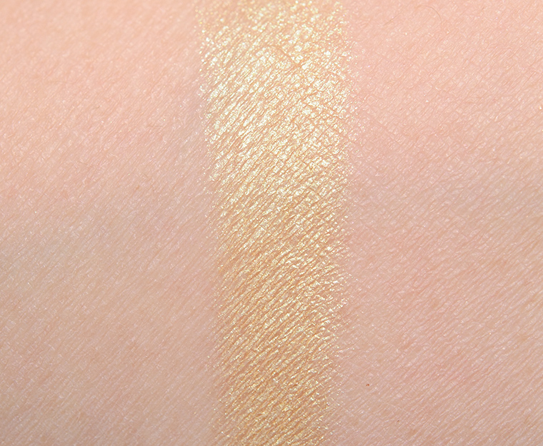 <p class="text-center">MAC Gorgeous Gold Eyeshadow</p>