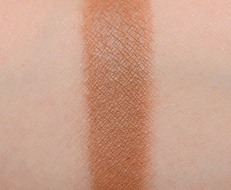 <p class="text-center">MAC Saddle Eyeshadow</p>