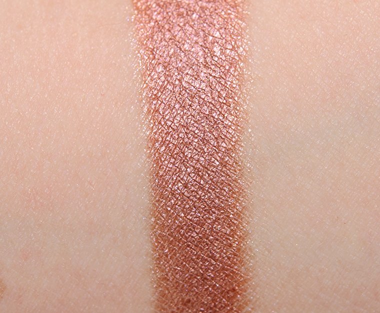 <p class="text-center">MAC Star Violet Eyeshadow</p>