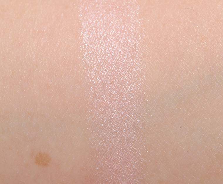 <p class="text-center">MAC Sweet Lust Eyeshadow</p>