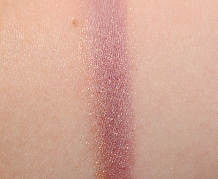 <p class="text-center">MAC Trax Eyeshadow</p>