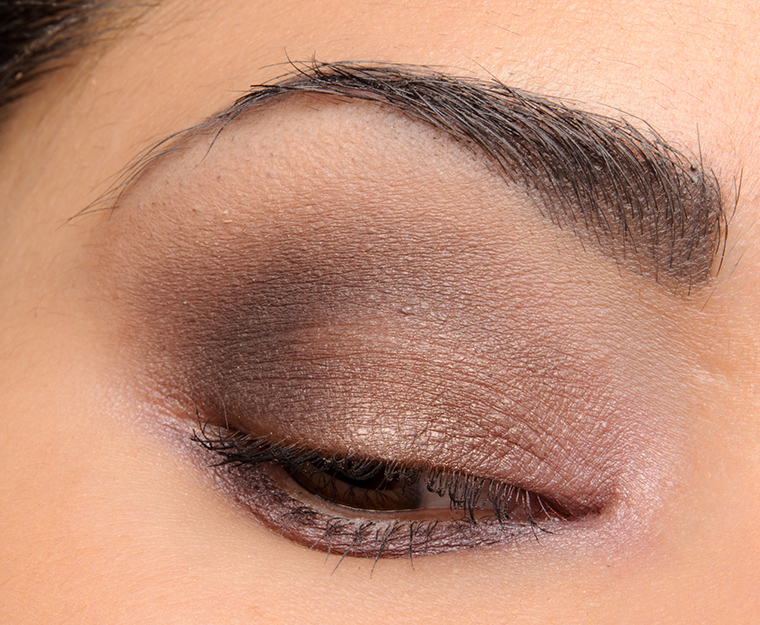 Marc Jacobs The Social Butterfly (230) Eyeshadow Palette