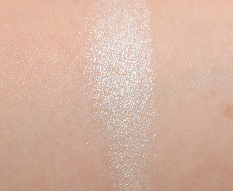 <p class="text-center">bareMinerals Heavenly Halo READY Eyeshadow</p>