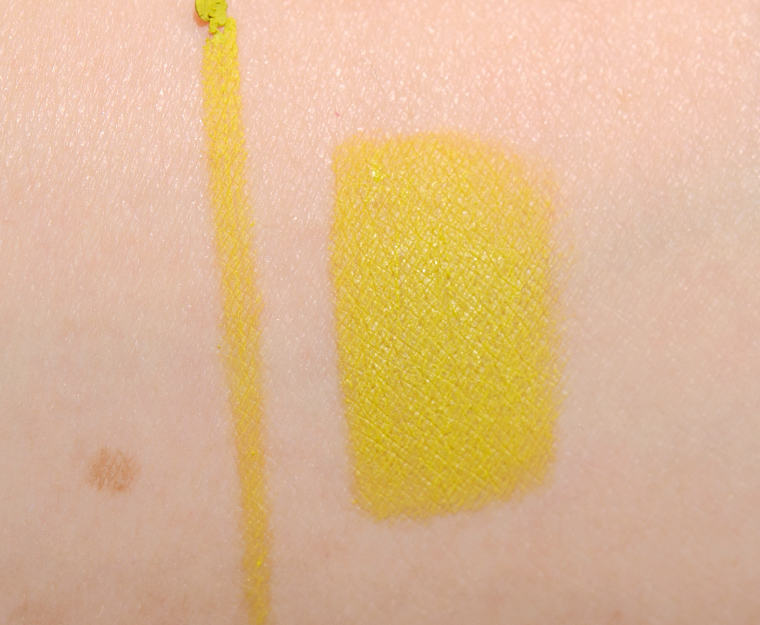 <p class="text-center">MAC Madly Sunny Pro Longwear Colour Stick</p>