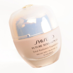 Shiseido I20 Future Solution LX SPF 20