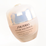 Shiseido O20 Future Solution LX SPF 20