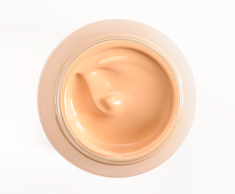Shiseido O60 Future Solution LX SPF 20