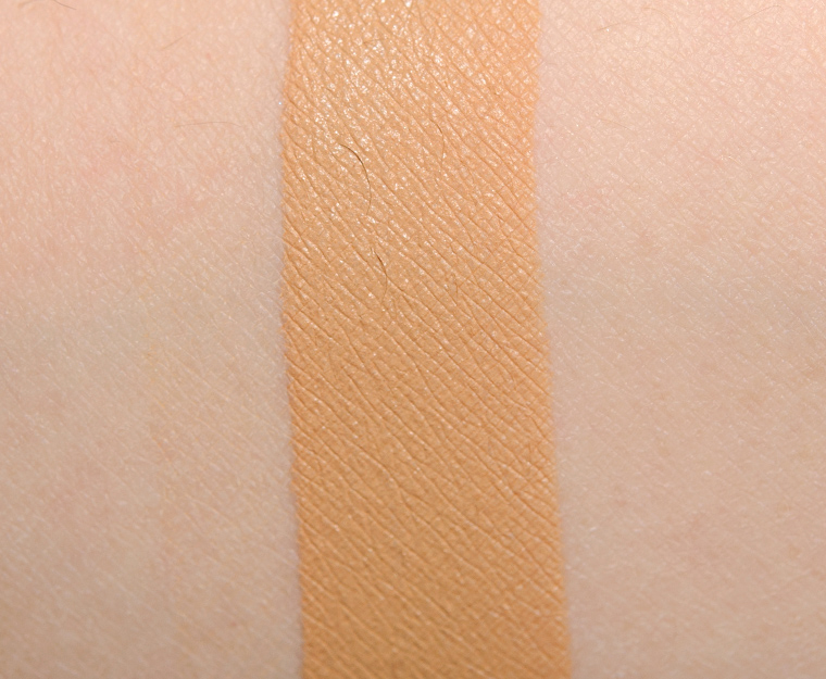 <p class="text-center">Shiseido Golden 5 Synchro Skin Lasting Liquid Foundation SPF 20</p>