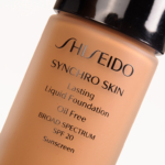 Shiseido Neutral 5 Synchro Skin Lasting Liquid Foundation SPF 20