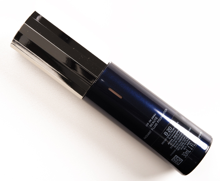 Cle de Peau B20 Light Beige Radiant Fluid Foundation SPF24