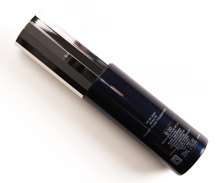 Cle de Peau B30 Medium Beige Radiant Fluid Foundation SPF24
