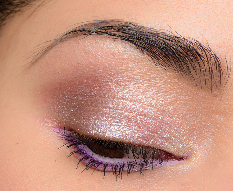 MAC Best Makeup Soft Serve Shadow