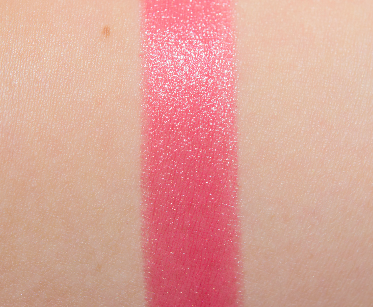 MAC Cantonese Carnation Huggable Lipcolour