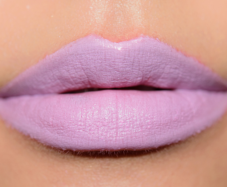 <p class="text-center">MAC Courting Seduction Lipstick</p>