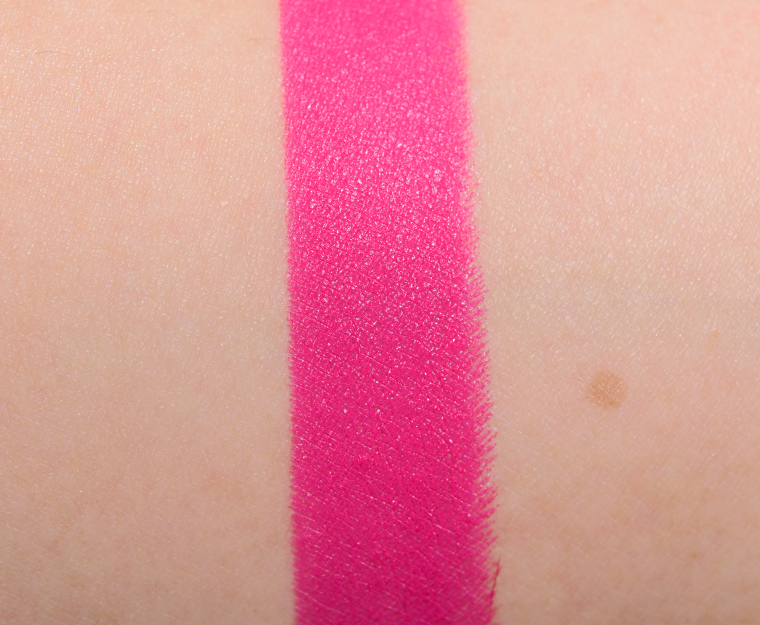 <p class="text-center">MAC Breathing Fire Lipstick</p>