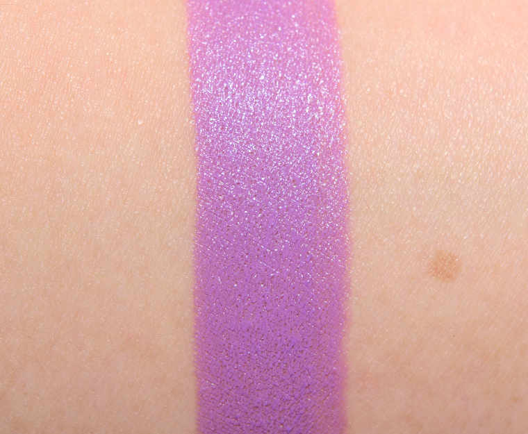 <p class="text-center">MAC Lured In Lipstick</p>