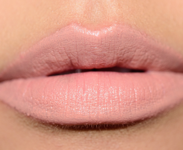 <p class="text-center">MAC Myth Lipstick</p>