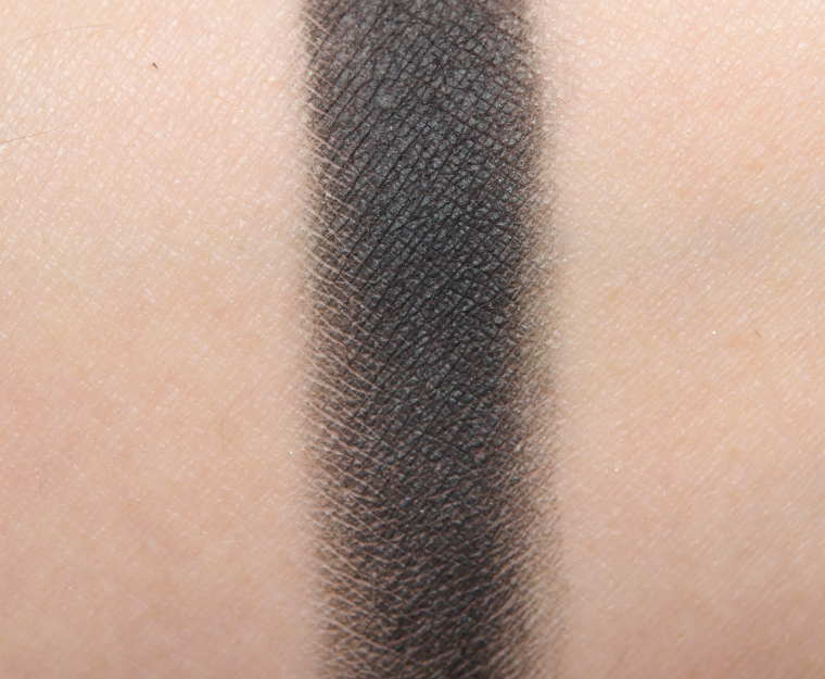 MAC Carbon Eyeshadow