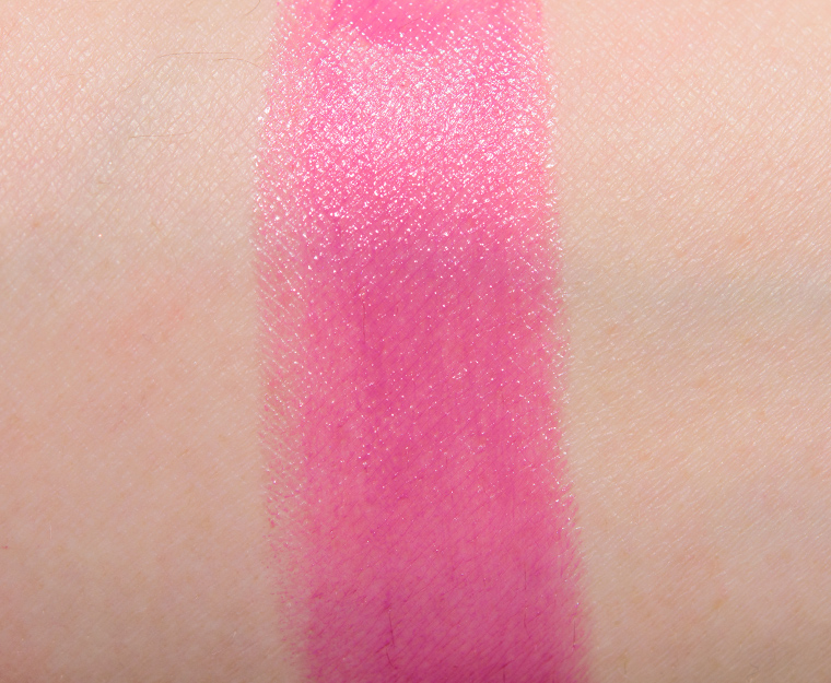 <p class="text-center">Guerlain Lilac Belt (069) La Petite Robe Noire Lip Colour</p>