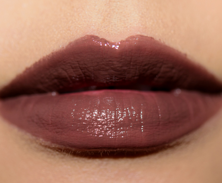 <p class="text-center">MAC Absolute Score Vamplify Lipgloss</p>