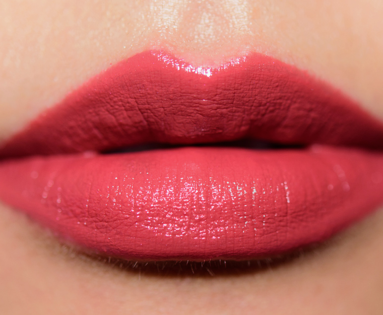 <p class="text-center">MAC Brick-o-la Lipstick</p>