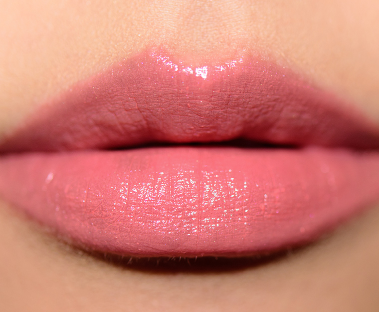<p class="text-center">MAC Coral Bliss Lipstick</p>