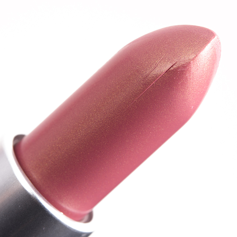 <p class="text-center">MAC Fabby Lipstick</p>