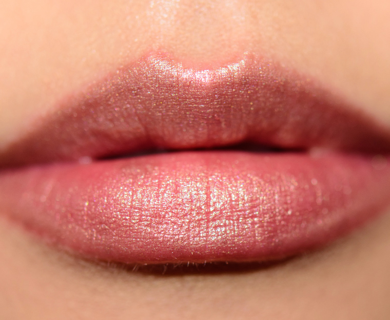 <p class="text-center">MAC Gel Lipstick</p>