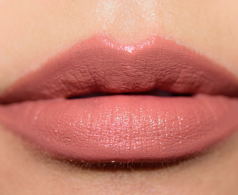 <p class="text-center">MAC Half 'n' Half Lipstick</p>