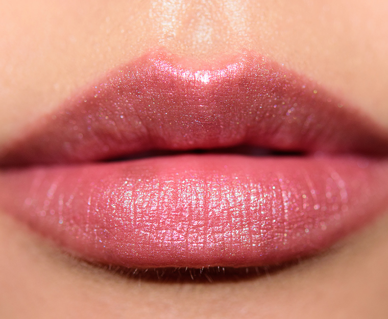 <p class="text-center">MAC High Strung Lipstick</p>