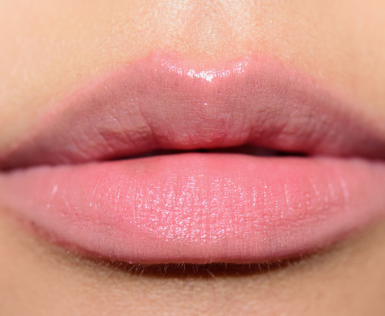 <p class="text-center">MAC Hue Lipstick</p>